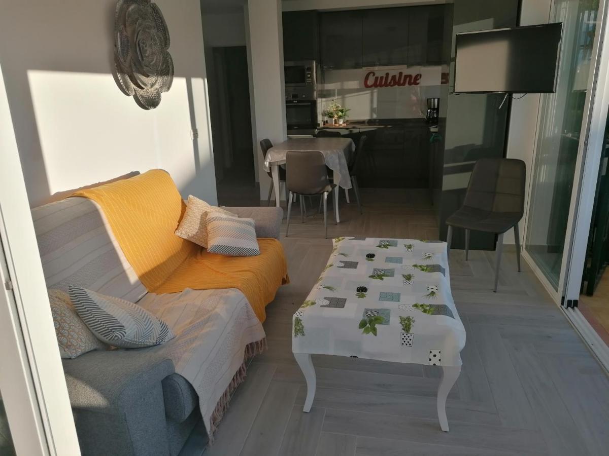 Appartement Moderne Pour 6 Adultes Benalmádena Εξωτερικό φωτογραφία